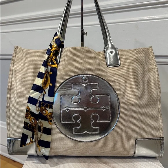 Tory Burch Tote Ella Canvas Silver Cream Logo Bag - Picture 4 of 17